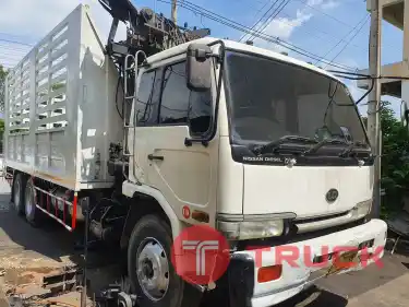 Nissan UD + เครน 9ตัน ปี2010 สภาพสวยเดิม 450,000บาท โทร : 094-7899445