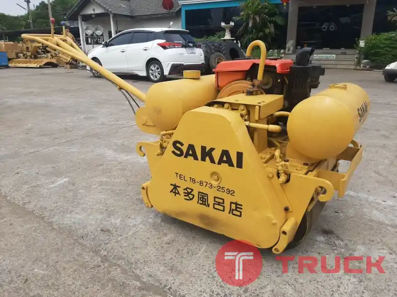 รถบดเดินตาม SAKAI นำเข้าจากญี่ปุ่น สภาพพร้อมใช้งาน โทร 089-0080077,089-0050007,086-0044333,065-8844400 www.sangenjp.com www.nmc99.com