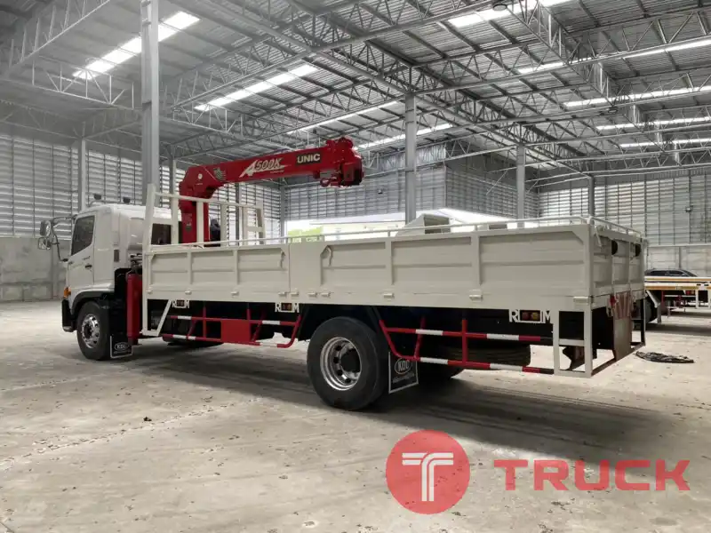 ฮีโน่6ล้อวิคเตอร์ กะบะบรรทุกติดเครนมือสอง5ตัน4ปอก