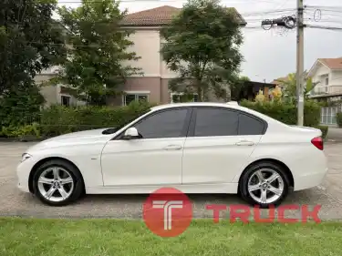 ขาย BMW 320d Sport ปี 2016