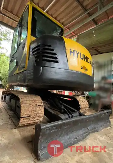 แบคโฮ 6 ตันนำเข้า ยังไม่เคยใช้ในไทย 295,000 บาท HYUNDAI 60-7