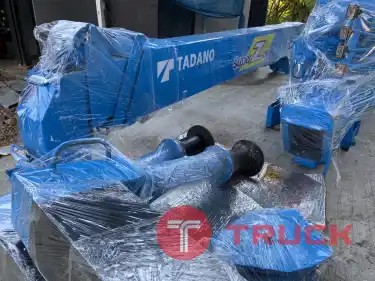 ขายเครนทาดาโน่ 2.6ตัน 4ปอก ท้องวี สภาพพร้อมใช้งาน