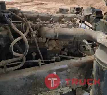 รถน้ำ 6,000 ลิตร ตามสภาพ ไม่มีเล่มทะเบียน 98,000 บาท HINO KR320-150 แรง