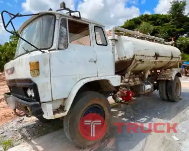 รถน้ำ 6,000 ลิตร ตามสภาพ ไม่มีเล่มทะเบียน 98,000 บาท HINO KR320-150 แรง