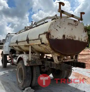 รถน้ำ 6,000 ลิตร ตามสภาพ ไม่มีเล่มทะเบียน 98,000 บาท HINO KR320-150 แรง