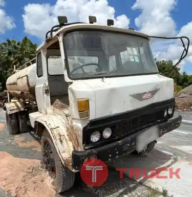 รถน้ำ 6,000 ลิตร ตามสภาพ ไม่มีเล่มทะเบียน 98,000 บาท HINO KR320-150 แรง