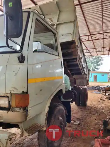 6ล้อดั้มพ์ 5 คิว หวานๆ 255,000 บาท HINO KM777-117 แรง