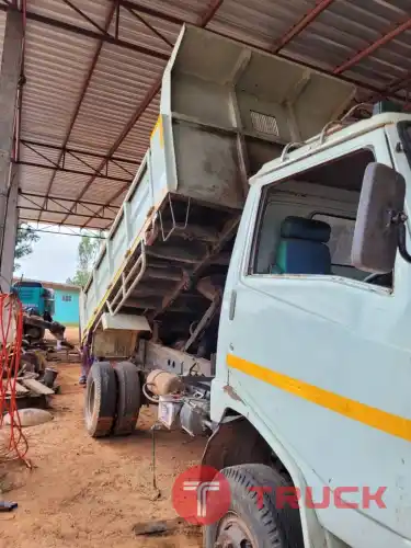 6ล้อดั้มพ์ 5 คิว หวานๆ 255,000 บาท HINO KM777-117 แรง
