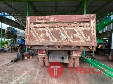 สิบล้อดั้ม 2 เพลา ประมูลซากมา ไม่มีเล่มทะเบียน 275,000 บาท MITSU FUSO 195 แรง