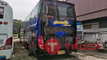 รถบัส ISUZU รหัส CT316943