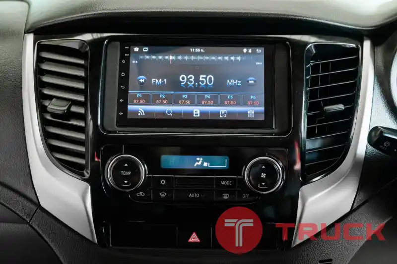 Mitsubishi Triton Plus 4ประตู ปี2017 เครื่อง2.5 Mitsubishi Triton Plus 4ประตู ปี2017 เครื่อง2.5
