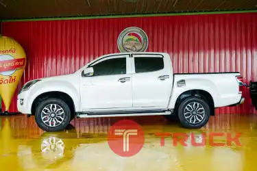 All new Isuzu D-max 4ประตู (Z) ปี2013จด2014 เครื่อง2.5