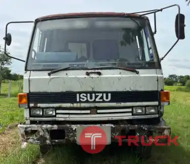 ดีกว่าใช้ หัวยาวดั้ม ขายถูก ตามสภาพ 285,000 บาท ISUZU ROCKY 160 แรง