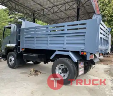 ขายรถบรรทุก6ล้อดัมพ์ ยี่ห้อ ISUZU รุ่น FTR เครื่อง240แรง ปี57