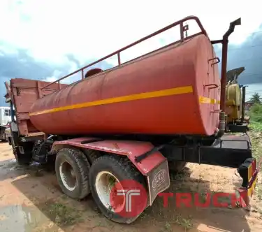 10 ล้อหัวยาว 1 เพลา รถน้ำ 235,000 บาท ISUZU 195 แรง ถังน้ำ 15,000 ลิตร