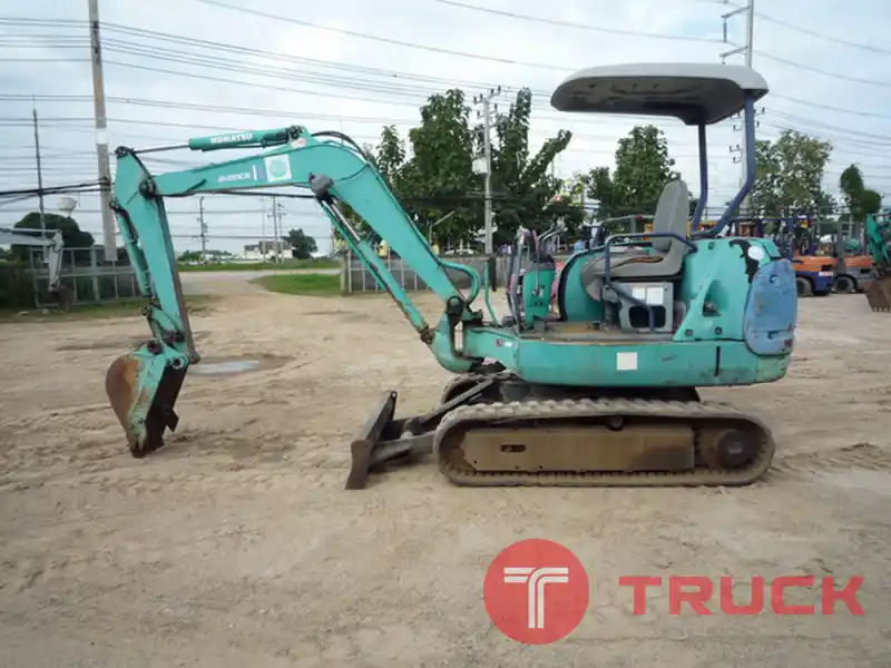 KOMATSU PC27R-8 รถขุดนำเข้าจากญี่ปุ่น สภาพพร้อมใช้งาน