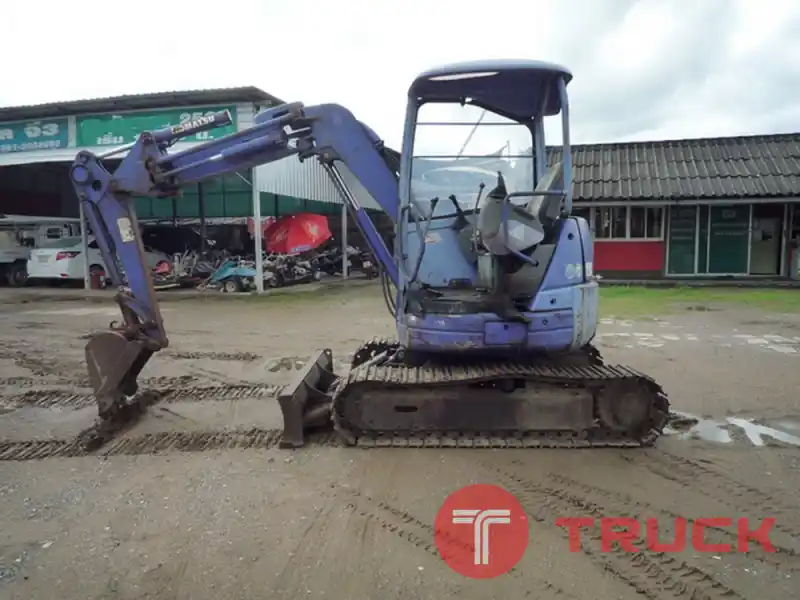 KOMATSU PC30UU