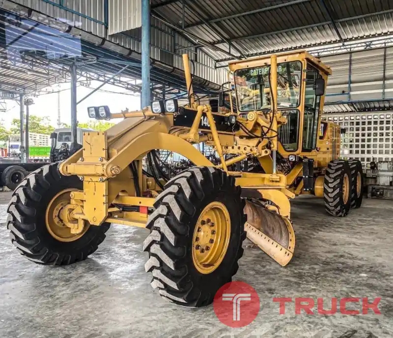รดเกรด 4,000 ชั่วโมงแท้ ๆ สภาพป้ายแดง 4,890,000 บาท CATERPILLAR 140K ปี2015