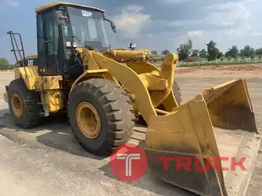 รถตักล้อยาง ท้ายลาดสวย ๆ 1,290,000 บาท CATERPILLAR 950G