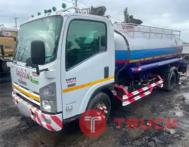 6 ล้อรถน้ำมัน 6,000 ลิตร 3 ช่อง ISUZU NPR 895,000 บาท 150 แรง ปี 57 ใบพลังงานไม่ขาด