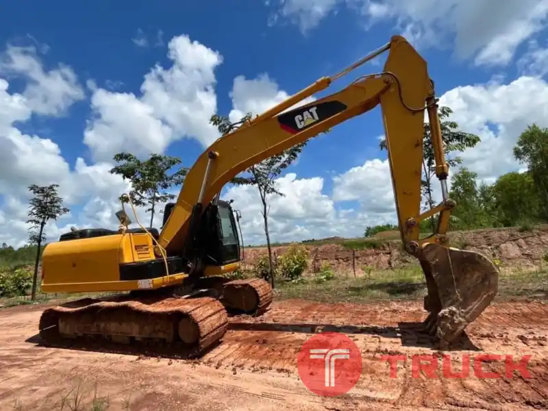 จดทะเบียนปี 65 มือเดียวจากเมโทร CATERPILLAR 320D2