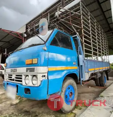 6 ล้อคอกสูง เดิมบาง 125,000 บาท ISUZU TL 85 แรง จดทะเบียน ปี 23