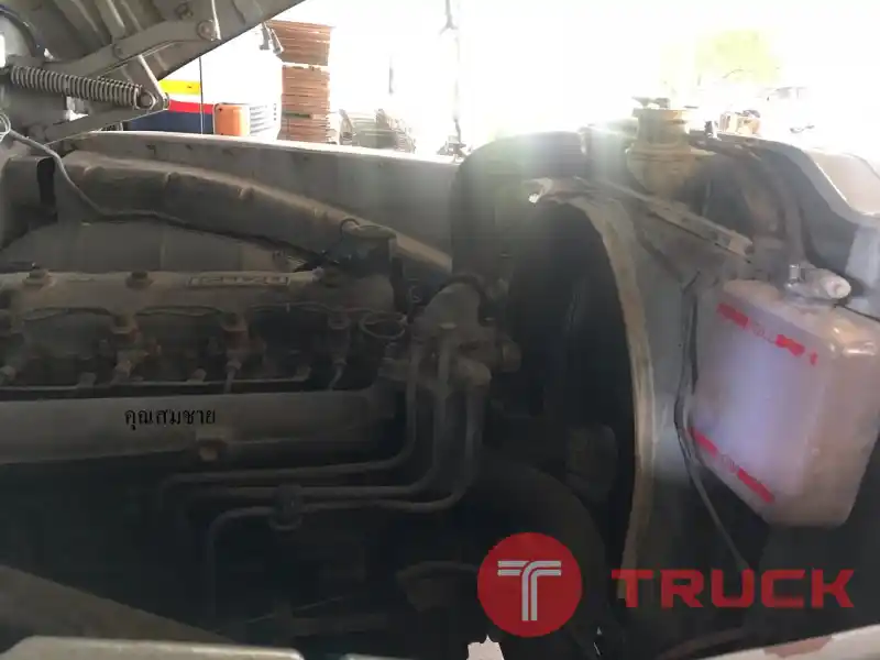 รถบรรทุก 6 ล้อ ยี่ห้อ ISUZU หัวยาว กระบะเรียบ เครื่อง 6BB1 6 สูบ 125 แรง รถบรรทุก 6 ล้อ ยี่ห้อ ISUZU หัวยาว กระบะเรียบ เครื่อง 6BB1 6 สูบ 125 แรง