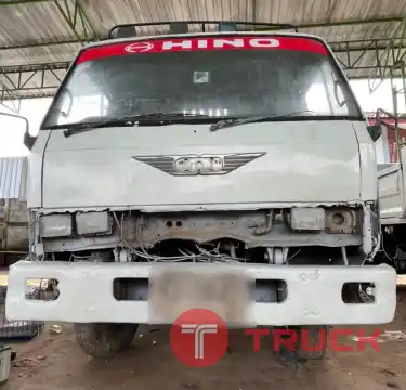 สิงห์นักปั้น ขายตามสภาพ ร้อนอยากขาย 195,000 บาท HINO KM777-117 แรง