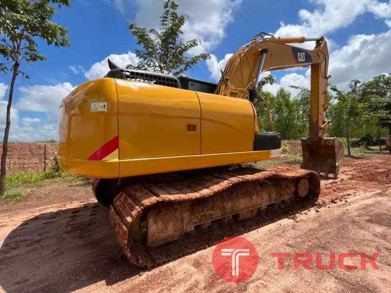 จดทะเบียนปี 65 มือเดียวจากเมโทร 1,390,000 บาท CATERPILLAR 320D2 ตัวสุดท้าย ทำงาน 10,932 ชั่วโมง
