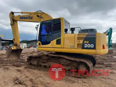 3,492 ชม.แท้ ๆ ตรวจสอบได้ ราคาพิเศษ รวมโอน 2,390,000 บาท KOMATSU PC200-8 MO