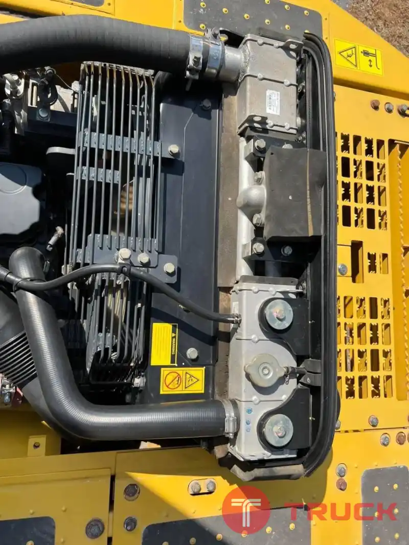 เหมือนแกะกล่อง 5,200 ชม. 2,490,000 บาท KOMATSU PC200-8 MO จดทะเบียน ปี 64