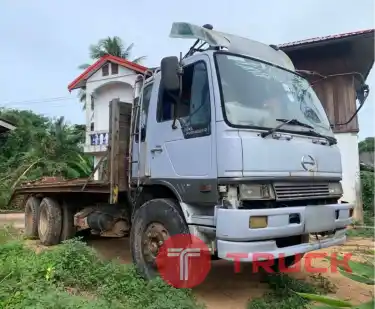 10 ล้อท้ายลาด 2 เพลา 370,000 บาท HINO FL 180แรง หางขึ้นแบคโฮ 120 เท่านั้น จดทะเบียน ปี 46