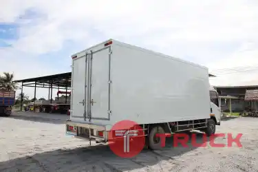 หกล้อตู้เย็น ISUZU NQR 175 แรงม้า ปี 56