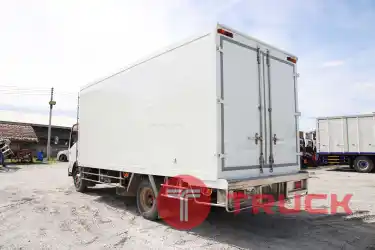 หกล้อตู้เย็น ISUZU NQR 175 แรงม้า ปี 56
