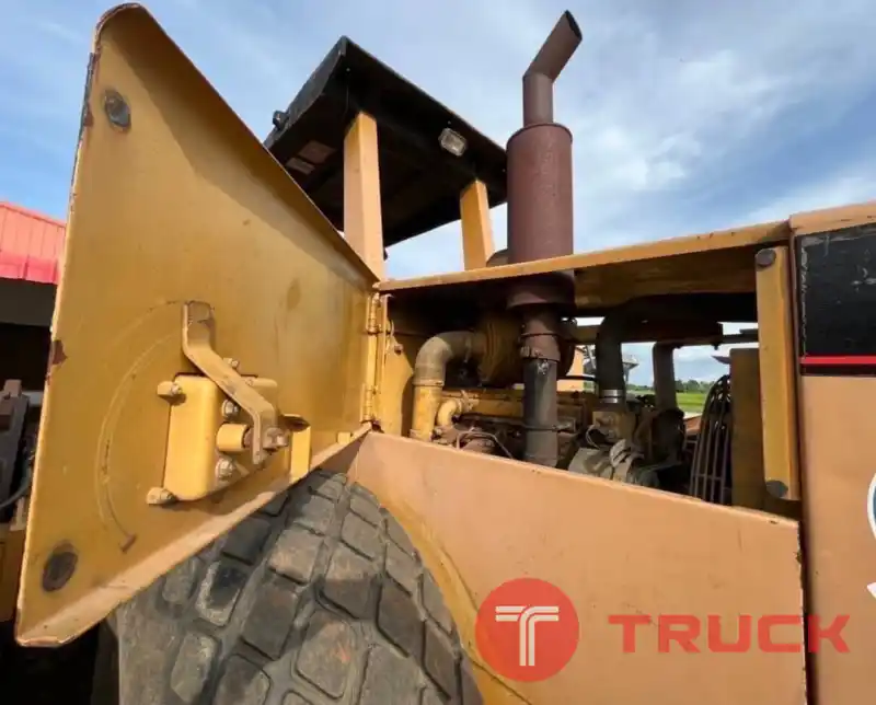 รถบด 10 ตัน 2 เพลา Caterpillar CS563C