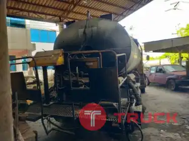 รถสเปรย์ยางถังนอกแท้ 6 ตัน ระบบพร้อมใช้ Hino FD165 เครื่อง HO6C-Turbo - 205 แรง