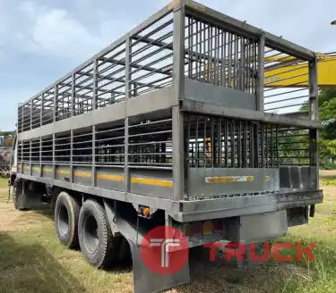 รถขนหมู 10 ล้อ 1 เพลา 395,000 บาท ISUZU ROCKY 175 แรง ตัวยาวพิเศษ 7 เมตร