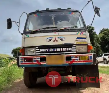 10 ล้อท้ายลาด 1 เพลา MITSU FUSO 160 แรง