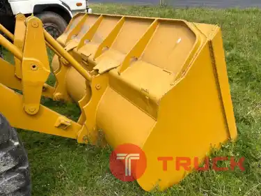 รถตักล้อยาง เก่านอกนำเข้า 335,000 บาท CATERPILLAR 920
