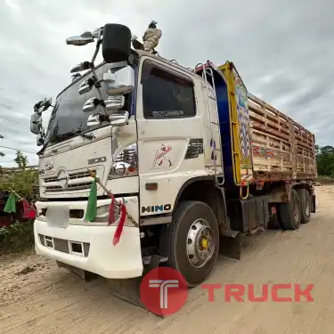 10 ล้อดั้ม ปี 56 มีระบบลากจูง 1,350,000 บาท HINO MEGA S500-380 แรง