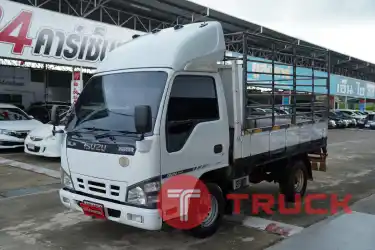 ISUZU NKR 2.8 MT ปี 2007 จด 2008 สีขาว