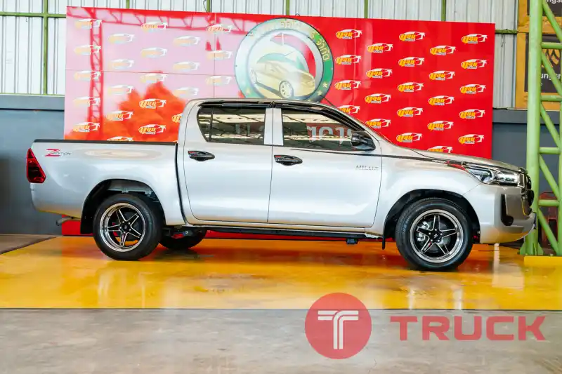 Toyota Hilux Revo Z-Edition 4ประตู ปี2022 เครื่อง2.2 Toyota Hilux Revo Z-Edition 4ประตู ปี2022 เครื่อง2.2