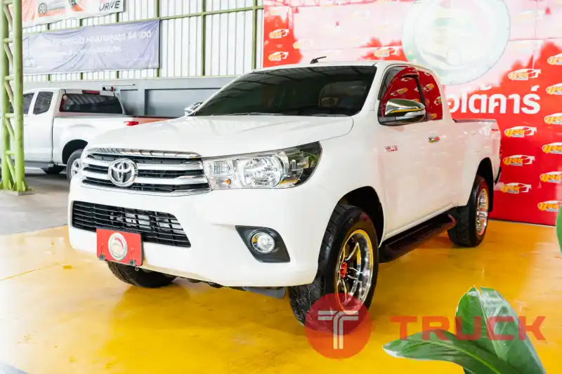 Toyota Hilux Revo Cab (E) ปี2016 เครื่อง2.4 Toyota Hilux Revo Cab (E) ปี2016 เครื่อง2.4