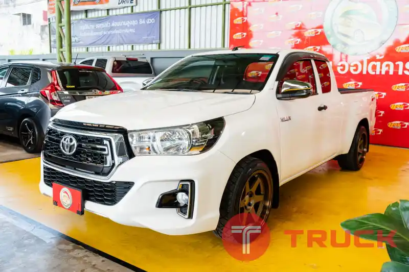 Toyota Hilux Revo Z-Edition Cab ปี2019 เครื่อง2.4 Toyota Hilux Revo Z-Edition Cab ปี2019 เครื่อง2.4