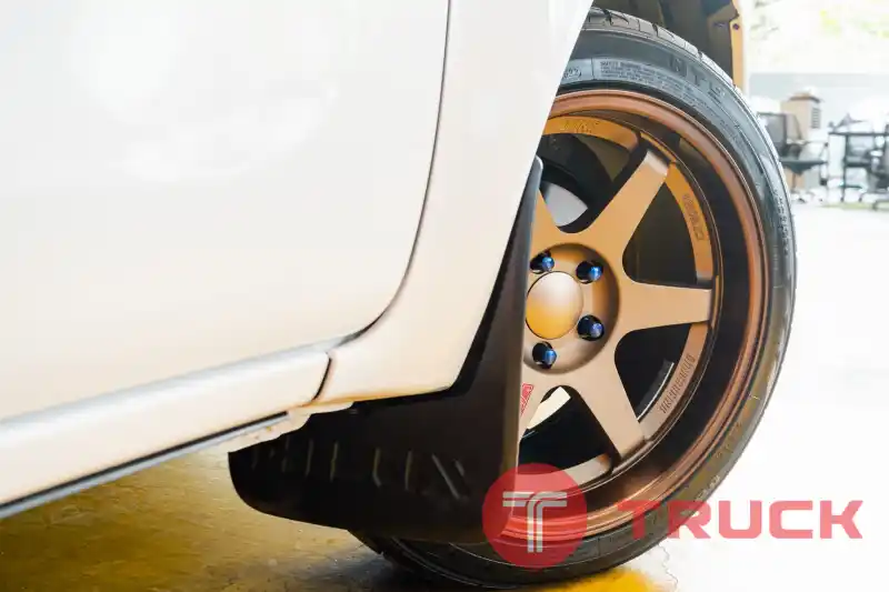Toyota Hilux Revo Z-Edition Cab ปี2019 เครื่อง2.4 Toyota Hilux Revo Z-Edition Cab ปี2019 เครื่อง2.4