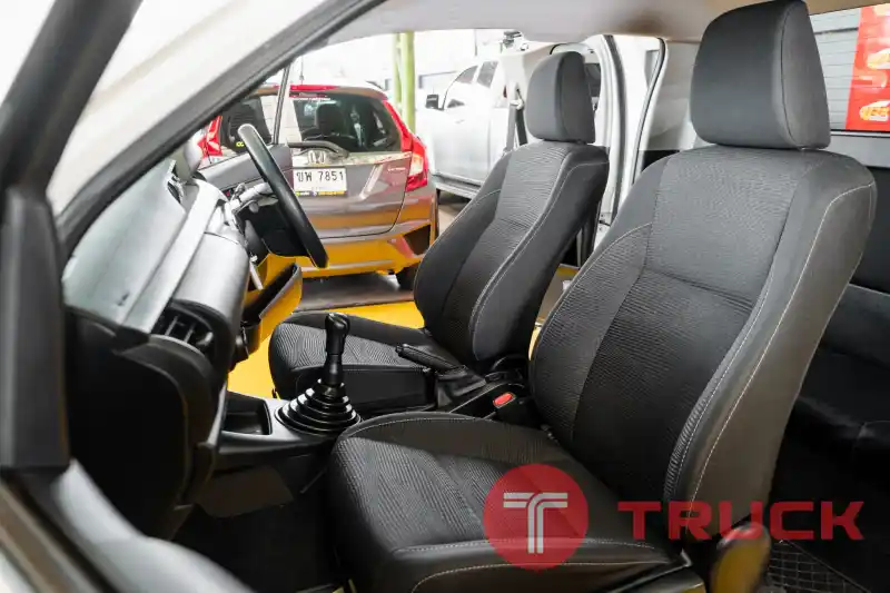 Toyota Hilux Revo Z-Edition Cab ปี2019 เครื่อง2.4 Toyota Hilux Revo Z-Edition Cab ปี2019 เครื่อง2.4