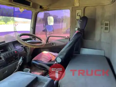 10 ล้อหัวลาก 2 เพลา 425,000 บาท MITSU FUSO TURBO 220 แรง