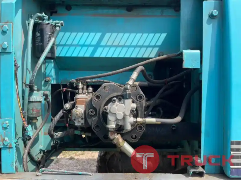 สวย แห้ง แรง ดี ราคาสุดคุ้ม 765,000 บาท KOBELCO SK200 MARK 6 YN07 จดทะเบียน ปี 56