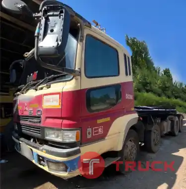 12 ล้อ 2 เพลา หัวแชสซี MITSU SUPER GEAT 380 แรง จดทะเบียน ปี 58 นอกแท้