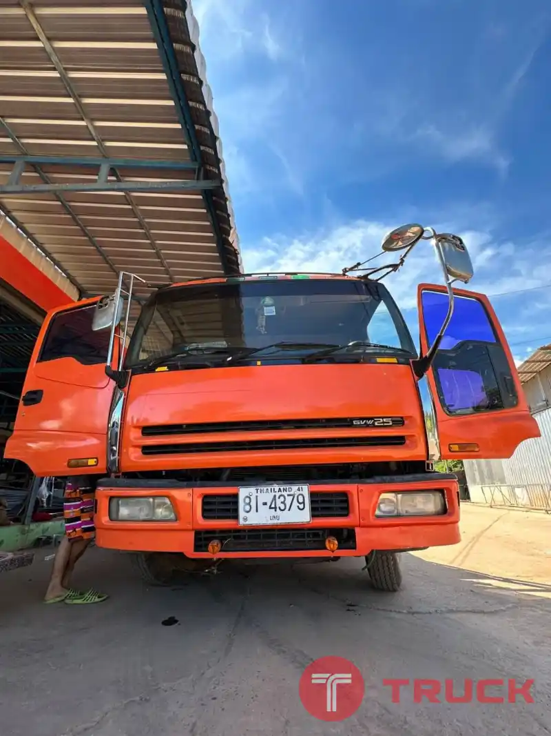 12 ล้อท้ายลาด 2 เพลา ISUZU GIGA 360 แรง หางเหล็กไอบีม ขึ้น 320 ต่อใหม่ พื้นที่ใช้สอย 7.20 เมตร